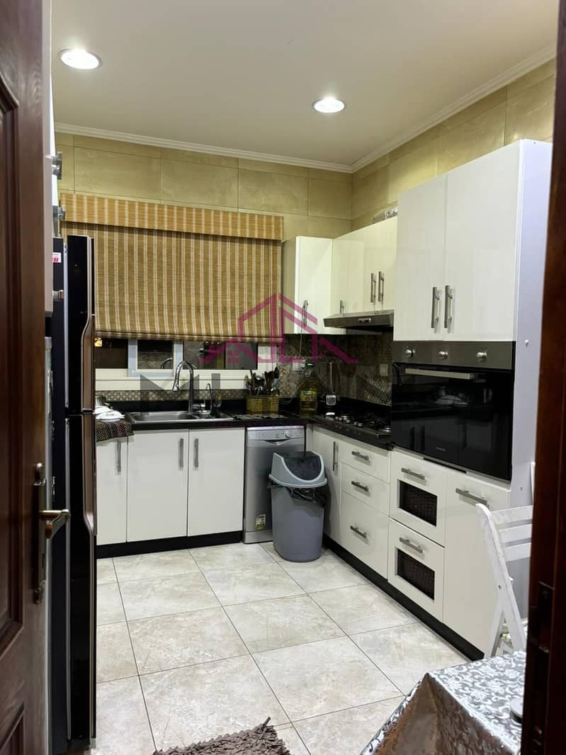 10 photo_5823247227382598821_y. jpg