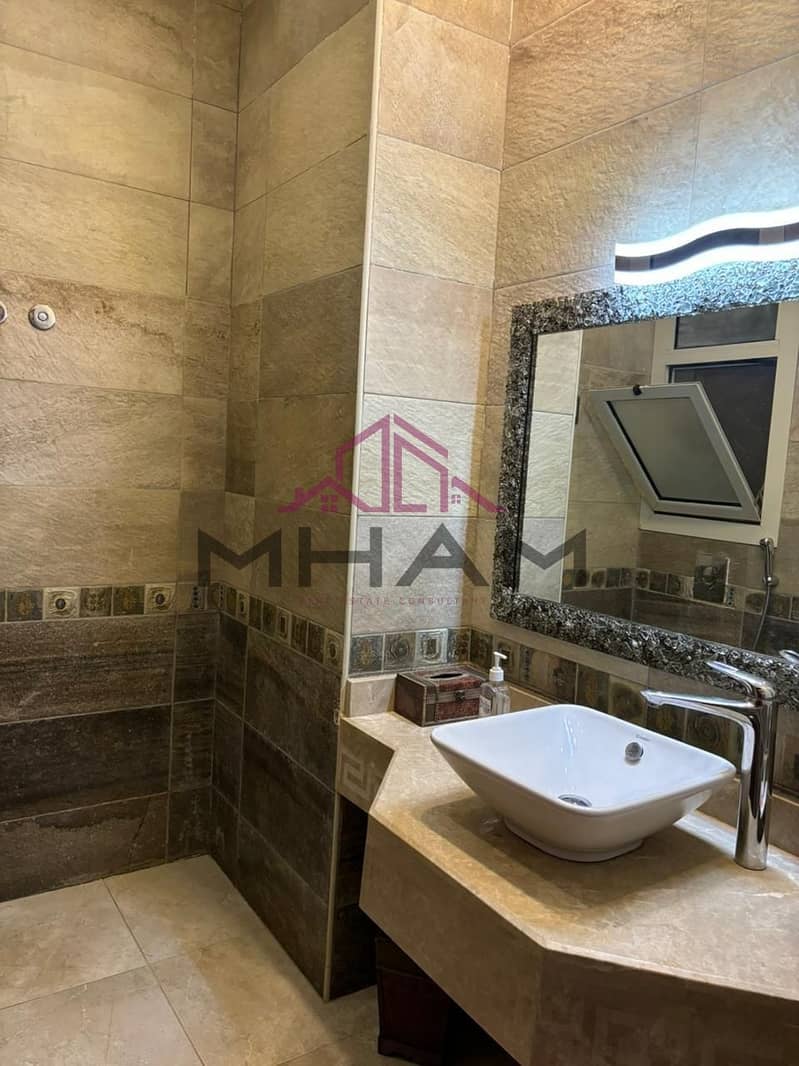 20 photo_5823247227382598831_y. jpg