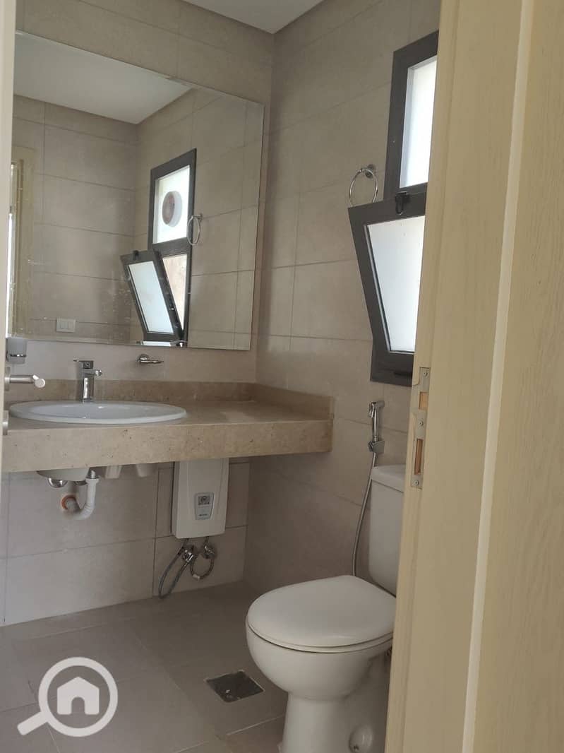 5 474371d2-e93b-4c42-941d-227ae1115ca8. jpeg