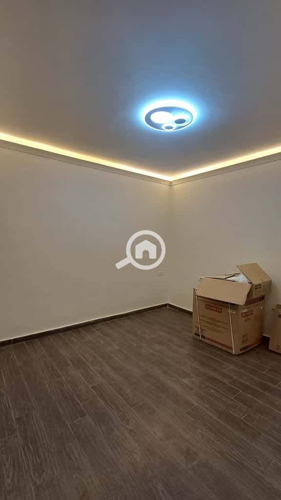 2 df08ce82-acd2-4fa3-baf2-8ca25e16bf75. jpg