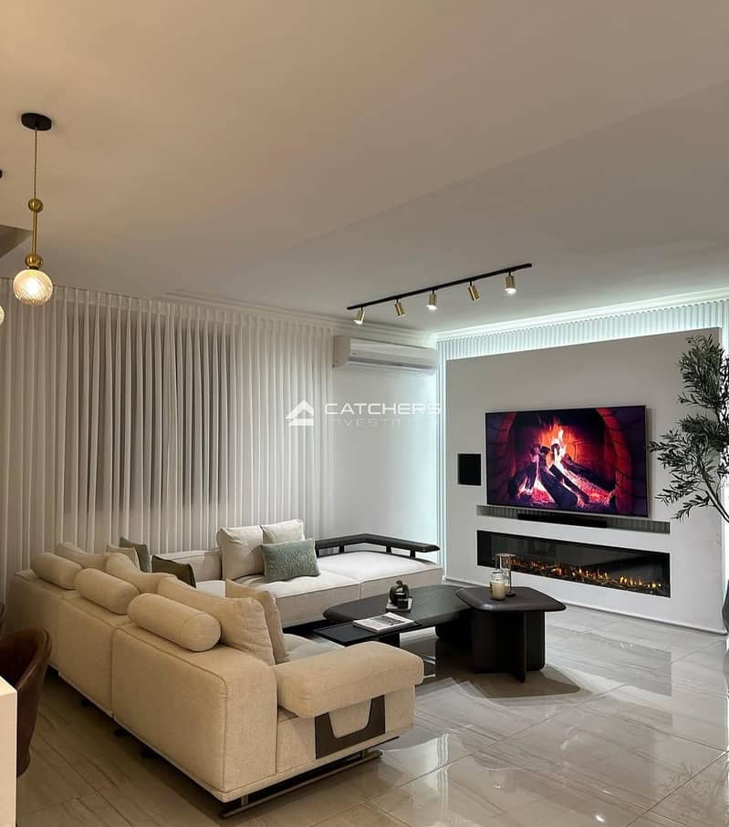 7 581950398_4048443345467643_844605943910482558_n. jpg