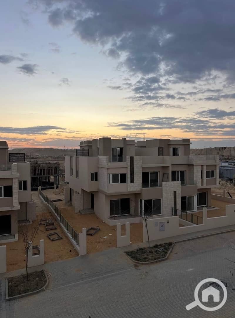 2 WhatsApp Image 2025-09-16 at 4.45. 34 PM (1). jpeg