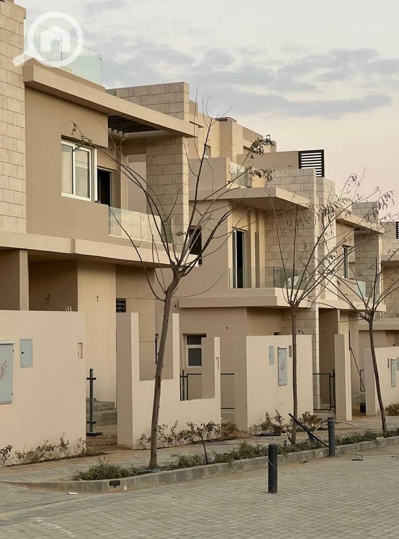 8 WhatsApp Image 2025-09-16 at 4.45. 35 PM. jpeg