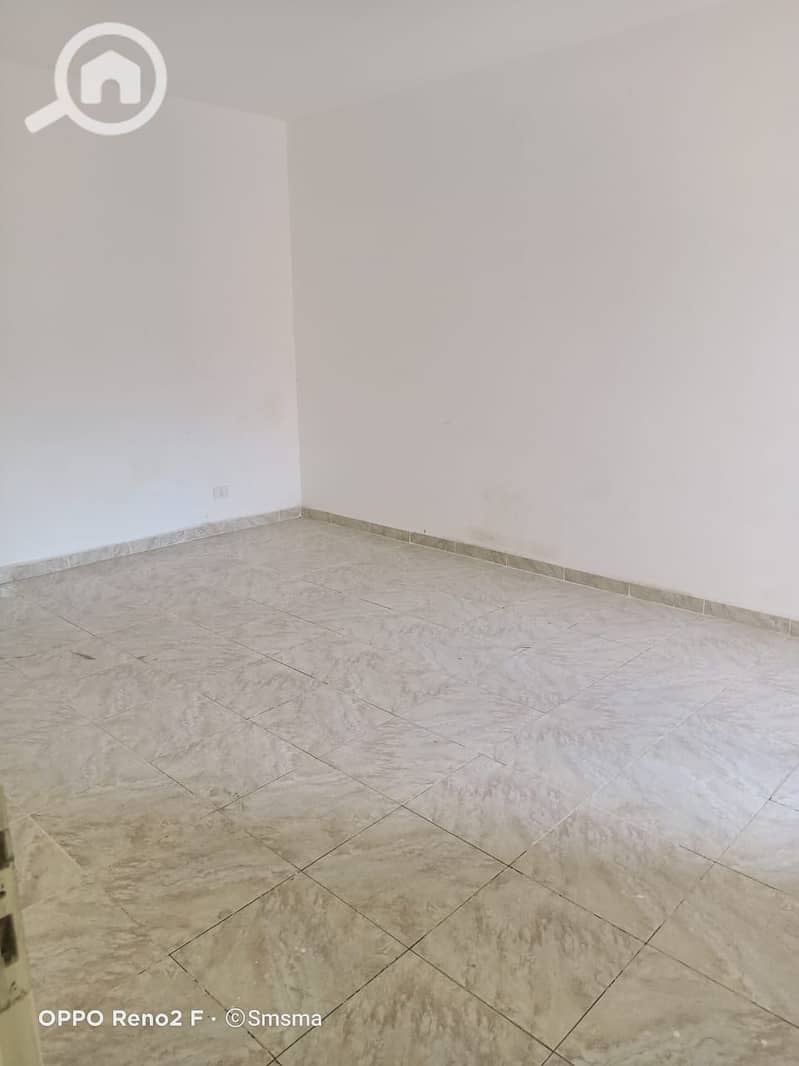 8 7683a31c-87cd-4f99-b754-29fdf80ddbc4. jpeg