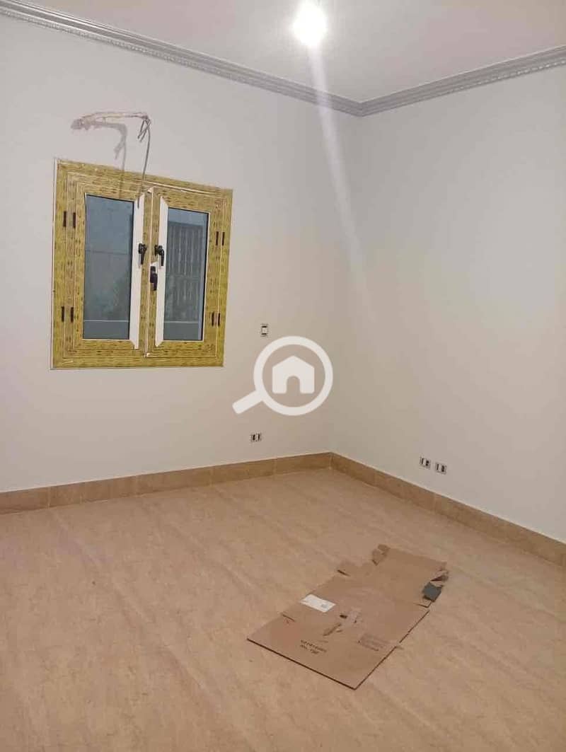 5 2195f667-e2f8-4c70-a18e-b324d9f8ff22. jpg