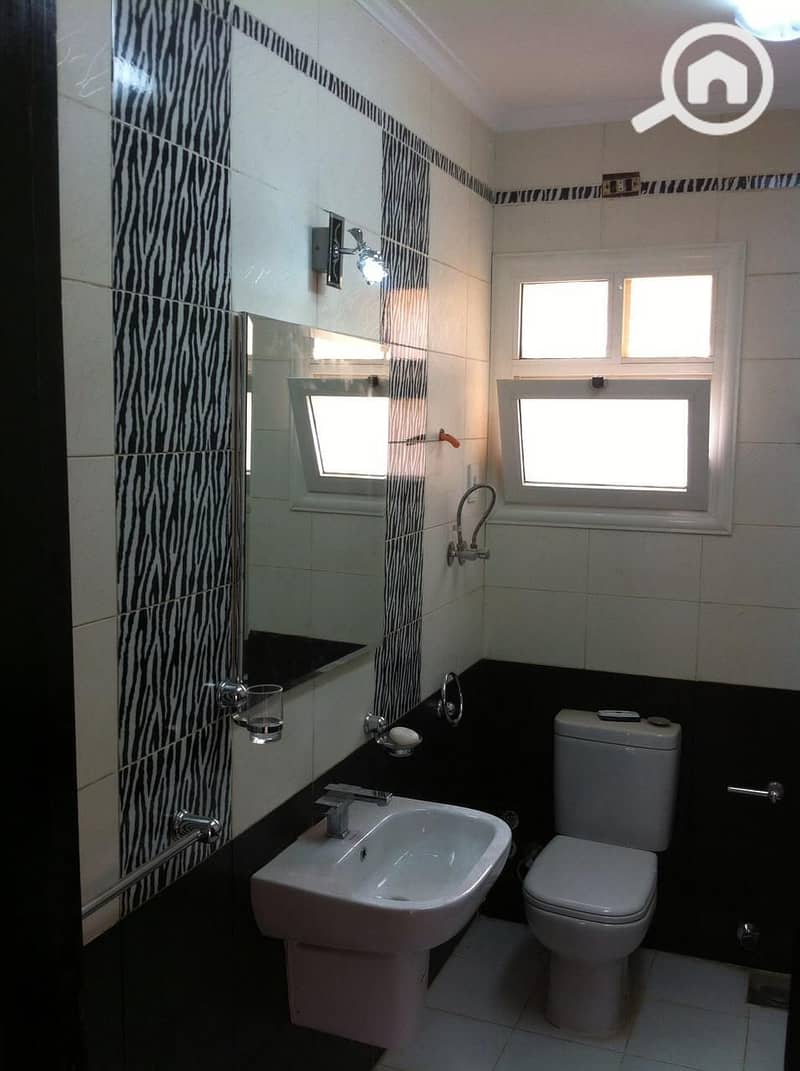 9 dd4d4f0c-72c6-4265-ab59-e75219bf67d8. jpg