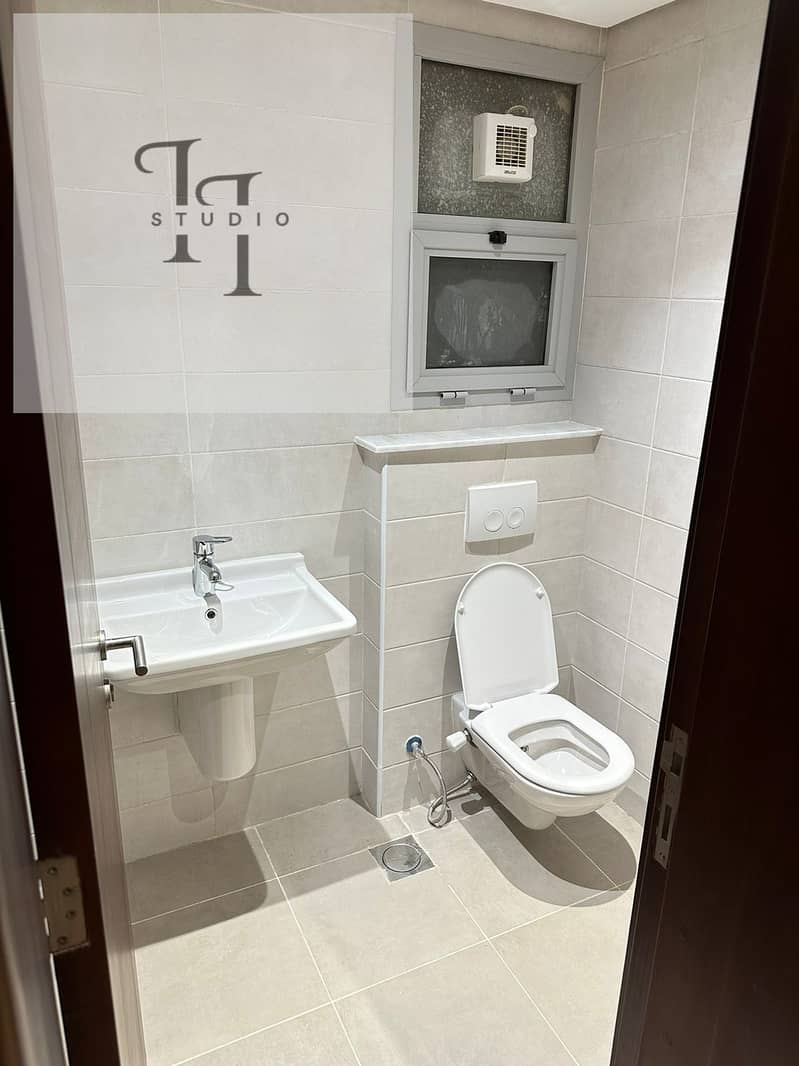 17 WhatsApp Image 2025-11-18 at 12.52. 51 PM. jpeg