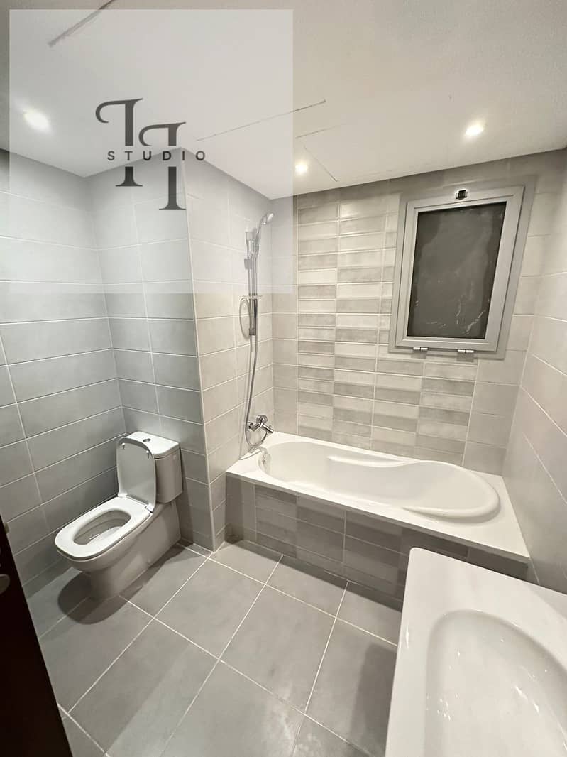 18 WhatsApp Image 2025-11-18 at 12.52. 50 PM. jpeg