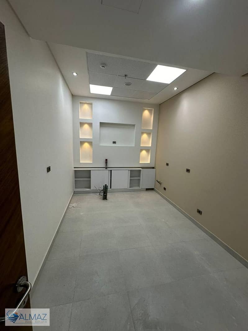 WhatsApp Image 2025-11-18 at 5.00. 18 PM. jpeg WhatsApp Image 2025-11-18 at 5.00. 18 PM. jpeg