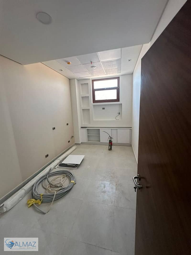 3 WhatsApp Image 2025-11-18 at 5.00. 15 PM. jpeg