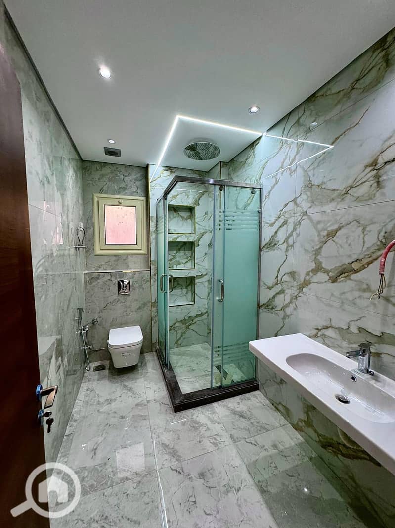 2 WhatsApp Image 2025-11-18 at 4.19. 31 PM (1). jpeg