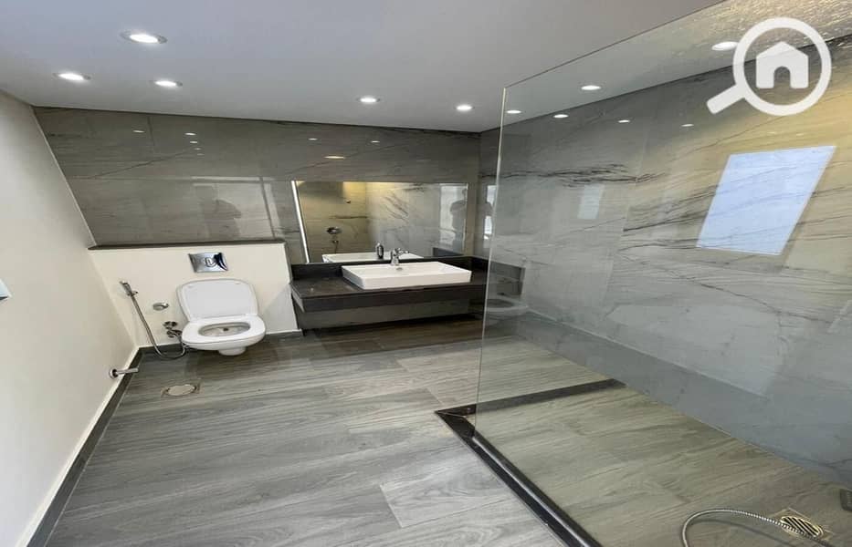 8 WhatsApp Image 2025-11-18 at 11.41. 57 AM. jpeg