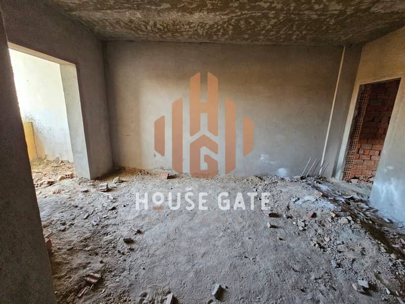 4 WhatsApp Image 2025-11-18 at 16.50. 33_7ccf89a5. jpg