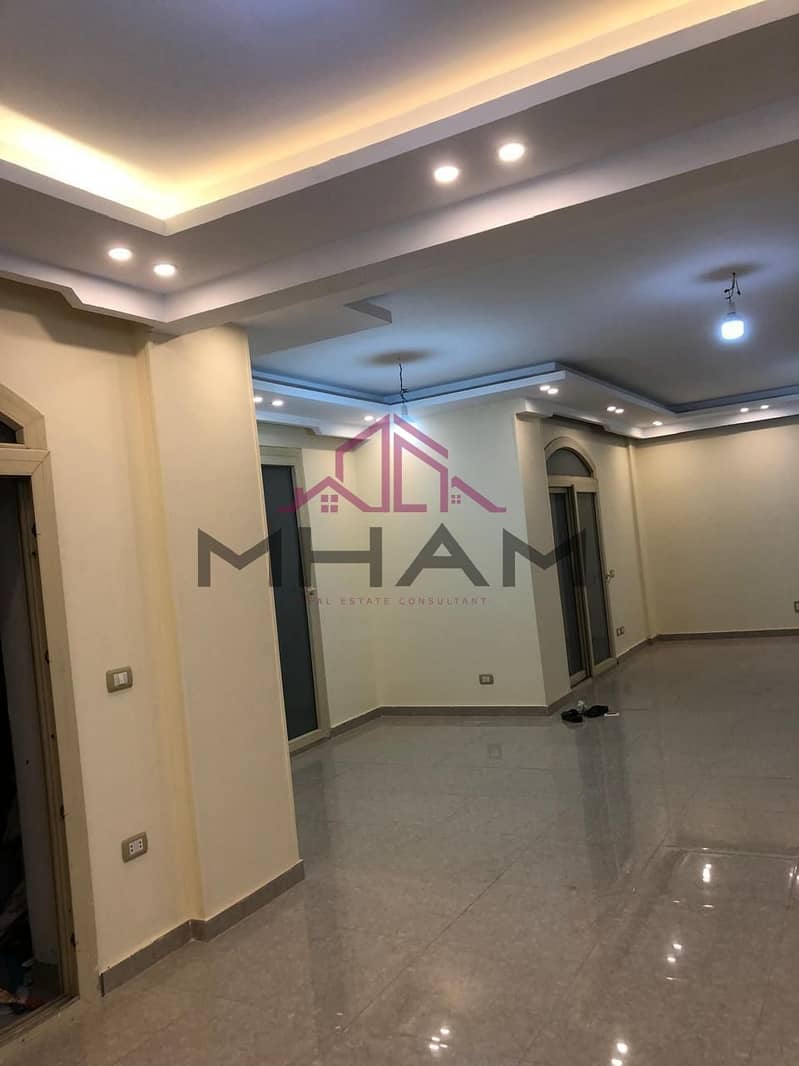 2 photo_5825878019405449991_y. jpg