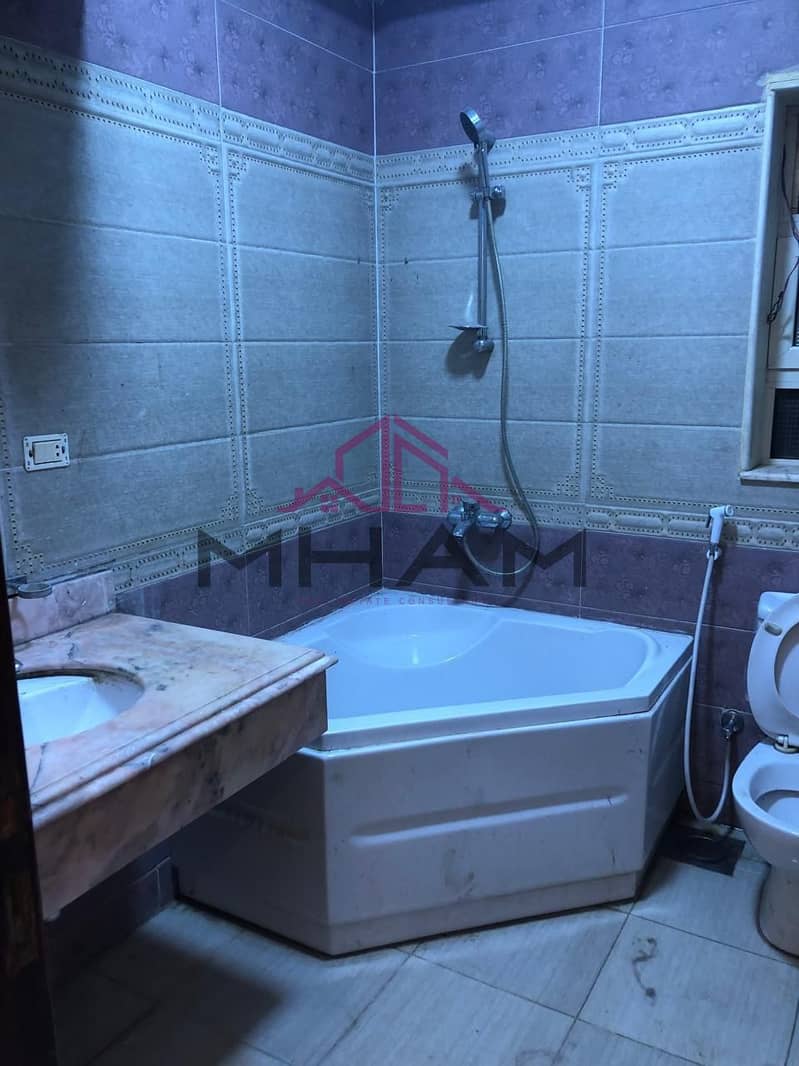 11 photo_5825878019405449998_y. jpg