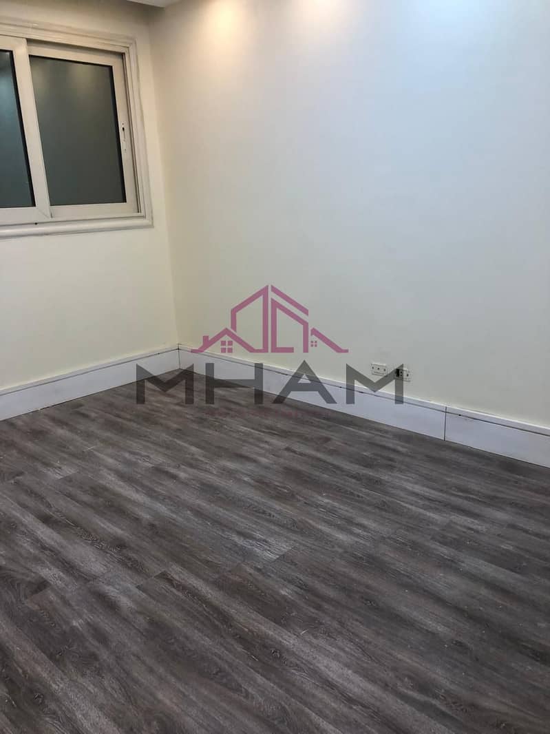 18 photo_5825878019405450012_y. jpg