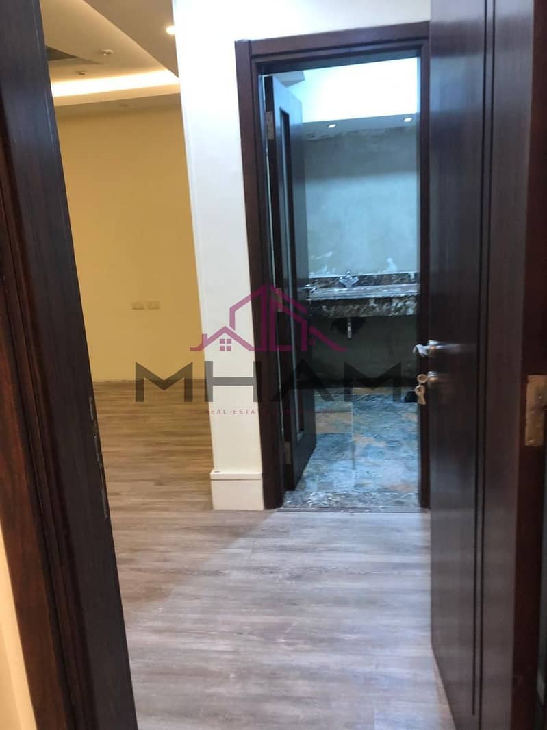 21 photo_5825878019405450015_y. jpg