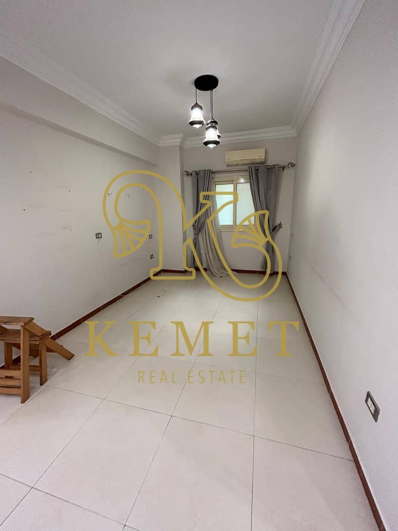 5 WhatsApp Image 2025-11-18 at 16.58. 17_c16fc4a2. jpg