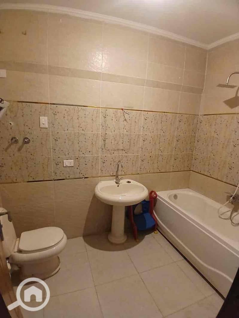 4 23e0861f-7bcc-4ad3-8562-d6b102863f62. jpg