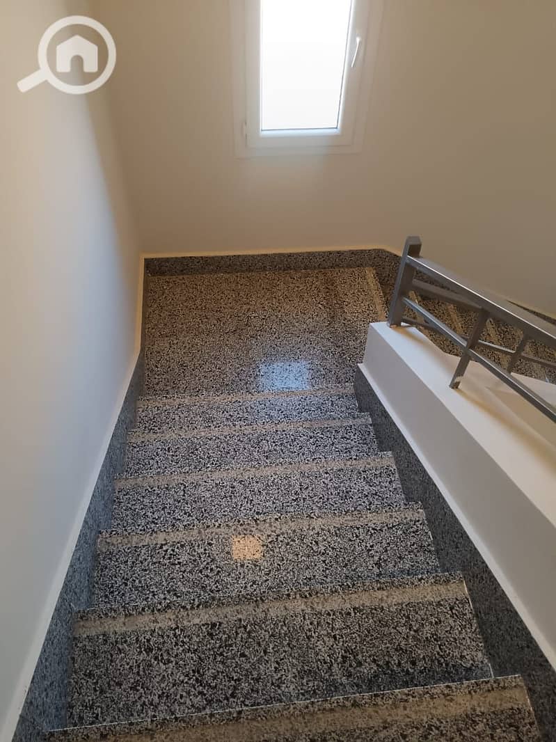 8 WhatsApp Image 2025-11-12 at 12.25. 52 (1). jpeg. jpg