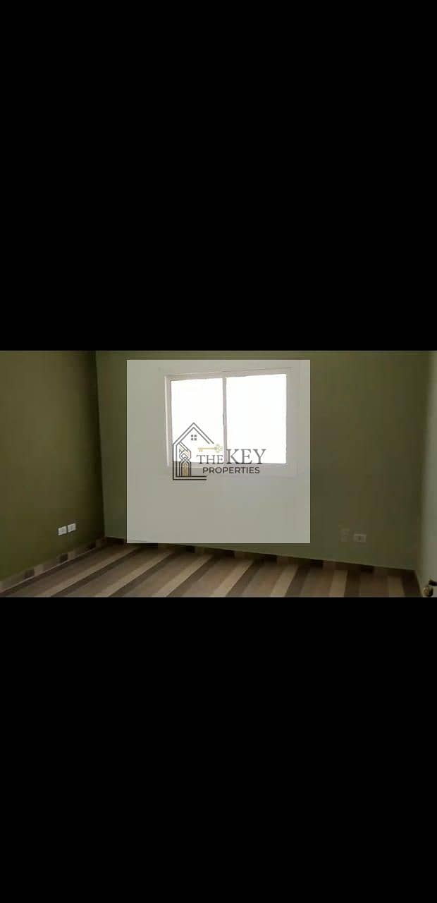 3 409a1d67-8565-4af0-a680-eea5b3016fe3. jpg