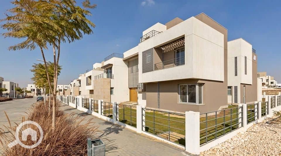 7 569061334_1153515016752548_5587233994287501856_n. jpg