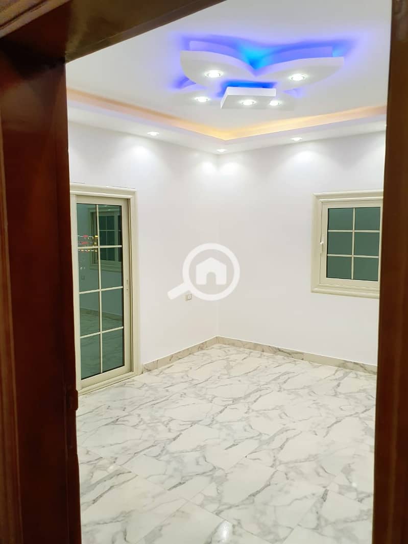 4 WhatsApp Image 2025-10-18 at 6.21. 36 PM (1). jpeg