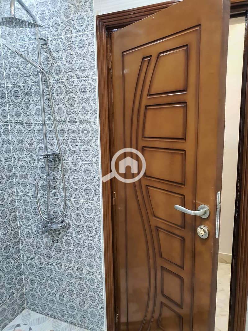 23 WhatsApp Image 2025-10-18 at 6.21. 40 PM (4). jpeg