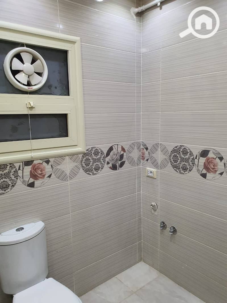 25 WhatsApp Image 2025-10-18 at 6.21. 41 PM (1). jpeg