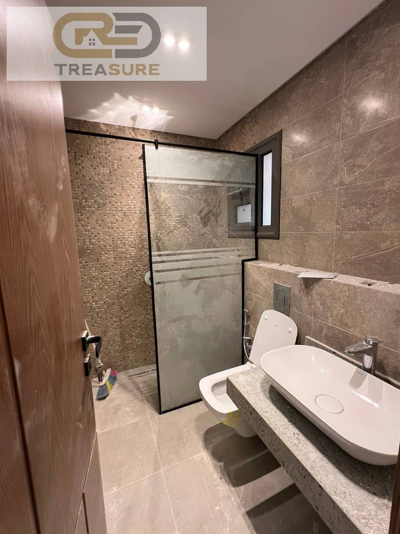 8 WhatsApp Image 2025-11-18 at 2.25. 48 PM. jpeg