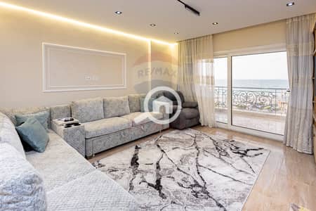 شقة 4 غرف نوم للايجار في كليوباترا، الإسكندرية - 1. jpg