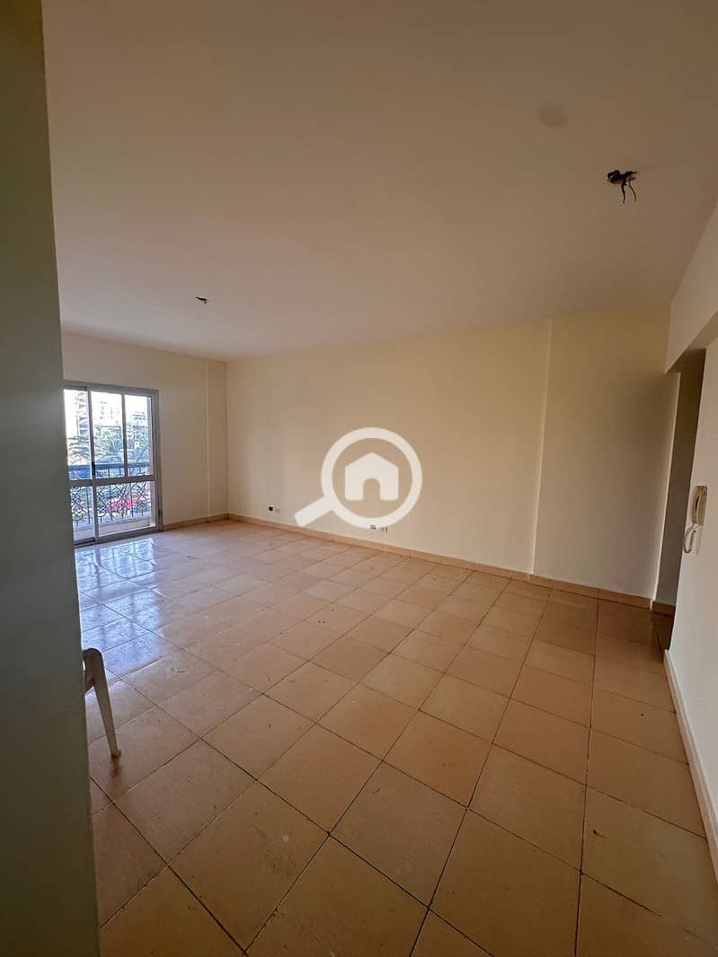 2 4b0cfe06-acc5-42b6-ad12-7b63aa46a646. jpeg