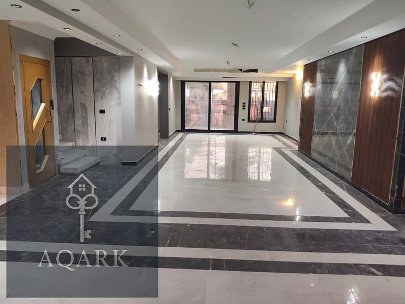 23 923f30bb-1689-47f9-a3f8-2a990e4c0276. jpg