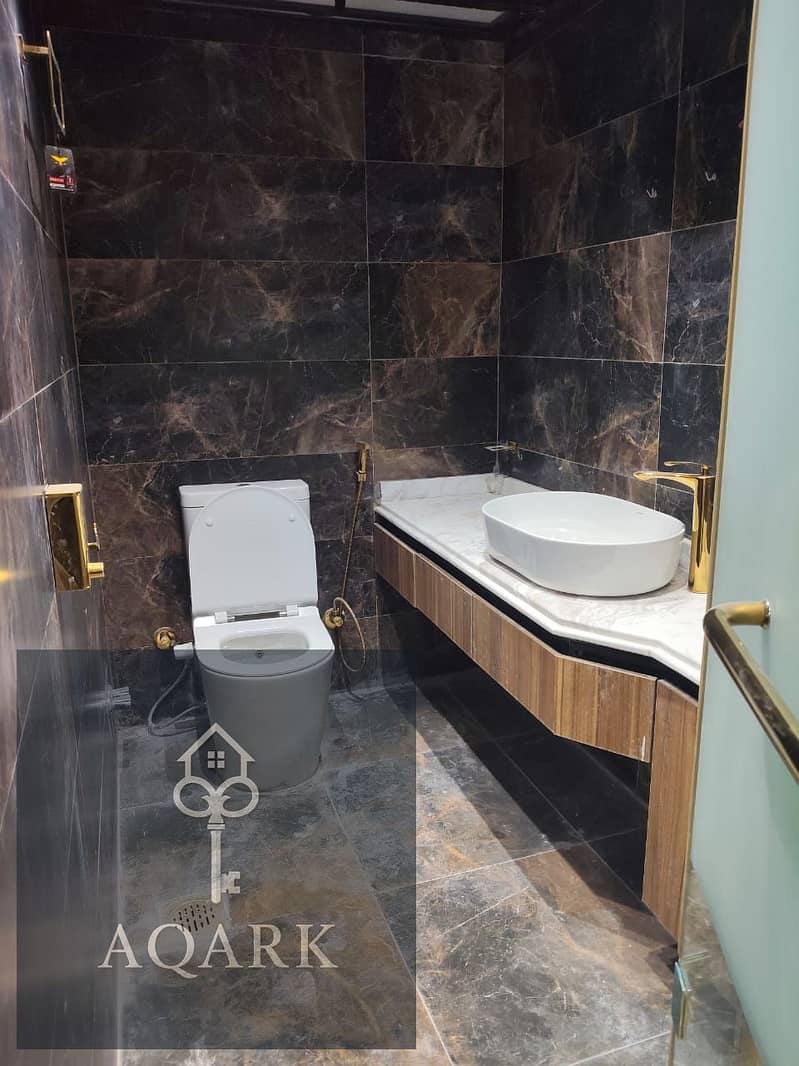 32 e25f9e51-634f-479f-af50-939612f09fa7. jpg