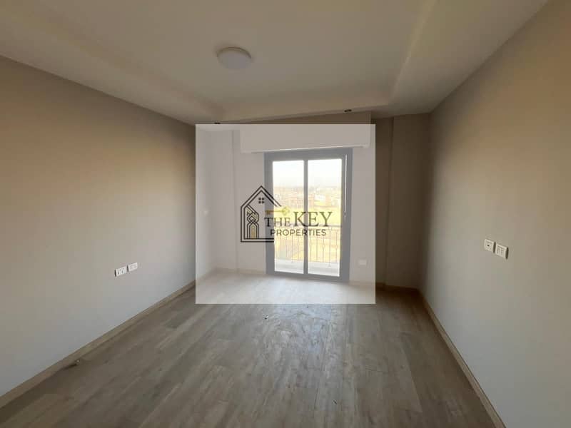 3 WhatsApp Image 2025-11-18 at 17.30. 14_c1fbfd4a. jpg