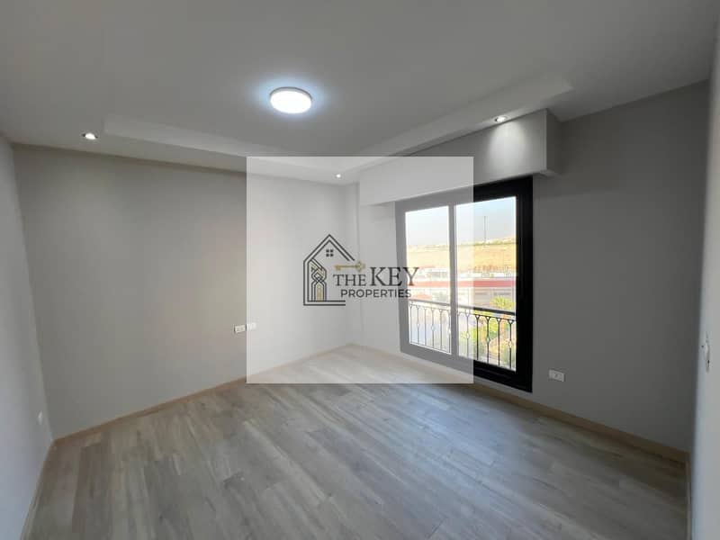 6 WhatsApp Image 2025-11-18 at 17.30. 15_43ba9a2c. jpg