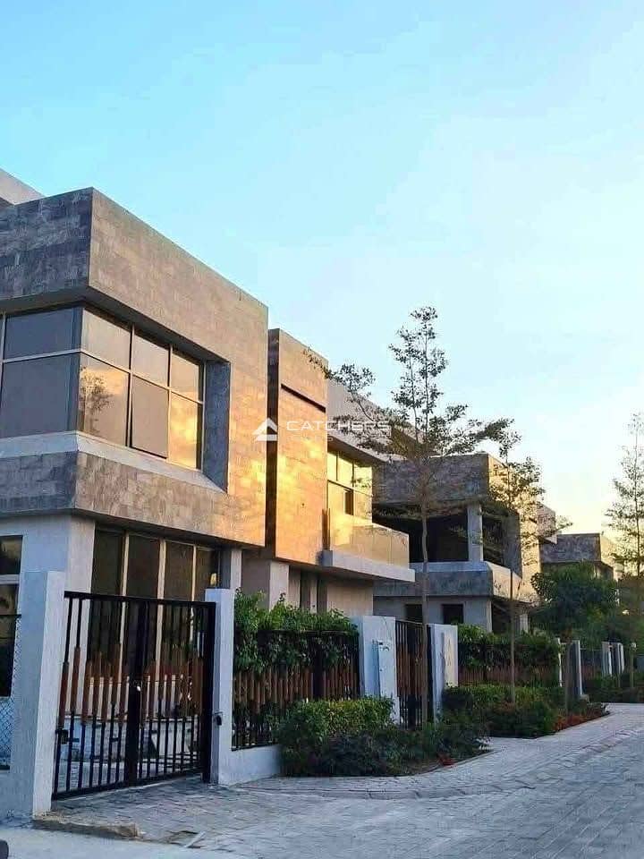 5 567491231_1932541043975498_2406499078709233528_n. jpg