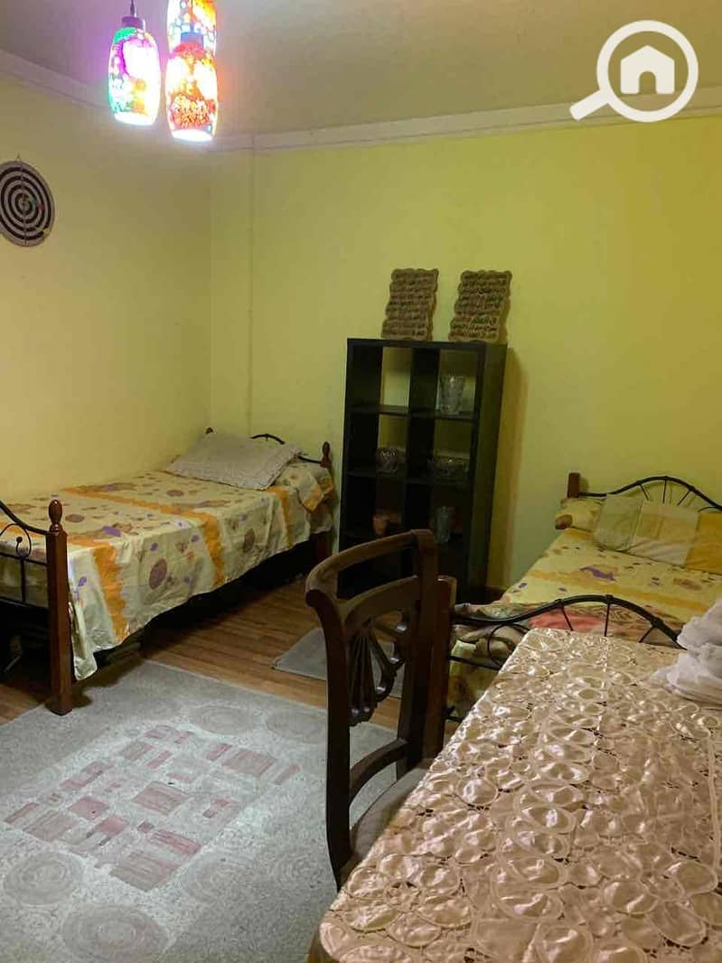 10 04b25531-0d44-4a66-b997-3b79dd47a801. jpg