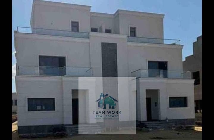 4 ea68c04e-bf7a-4e25-a345-ec0f96a38514. jpg