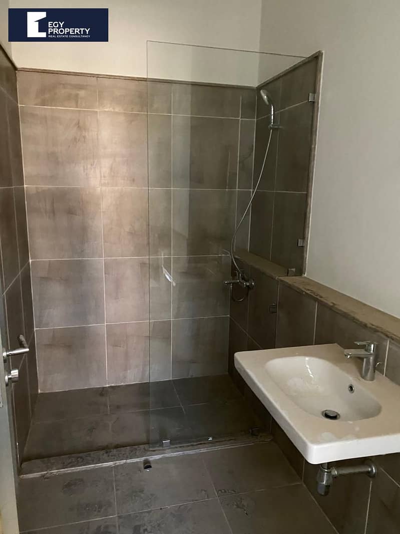 5 _files_WhatsApp Image 2025-04-20 at 5.35. 17 PM (2). jpeg