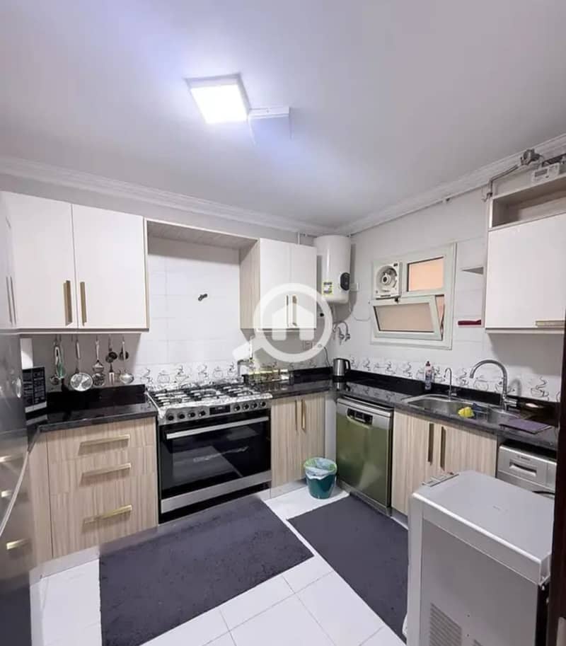 6 320689fd-a730-4b14-8ef7-48c104fd0552. jpeg