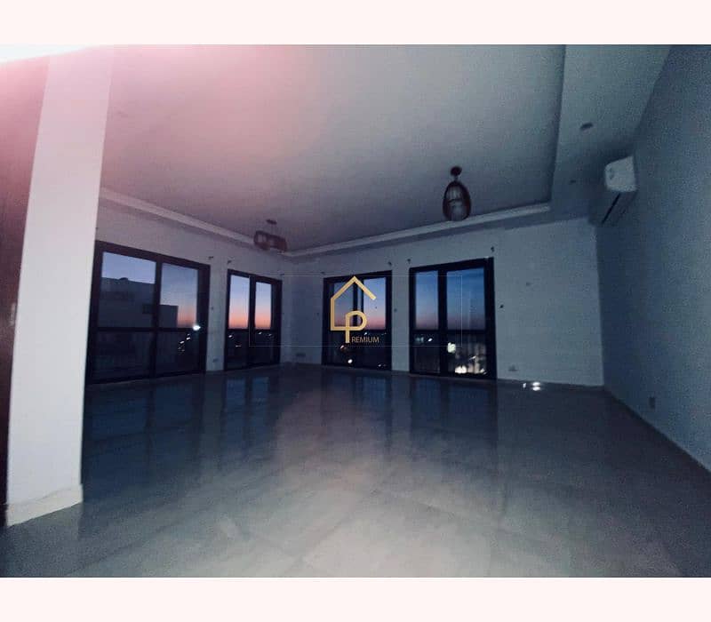 4 WhatsApp Image 2025-11-10 at 5.15. 41 PM. jpg