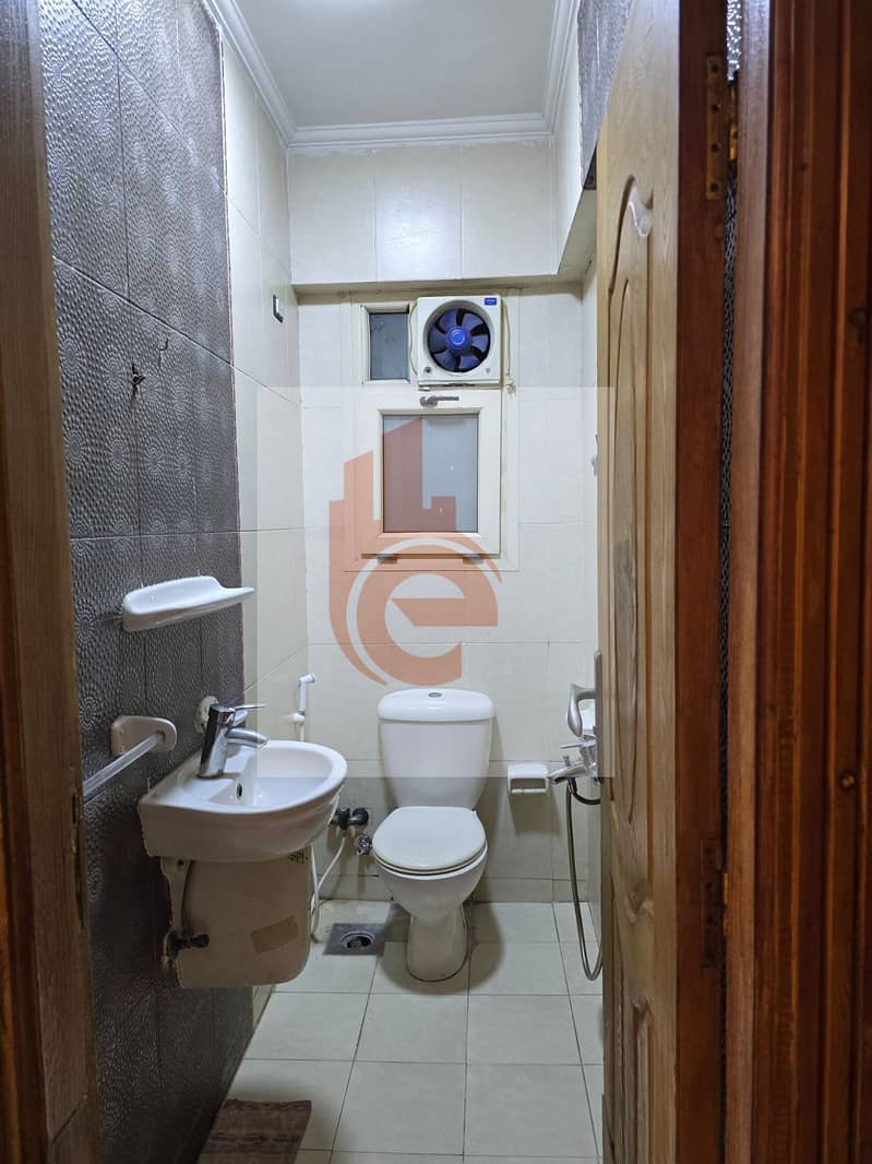 6 2c807852-ff3b-44f4-a42f-86cc97c45c32. jpg