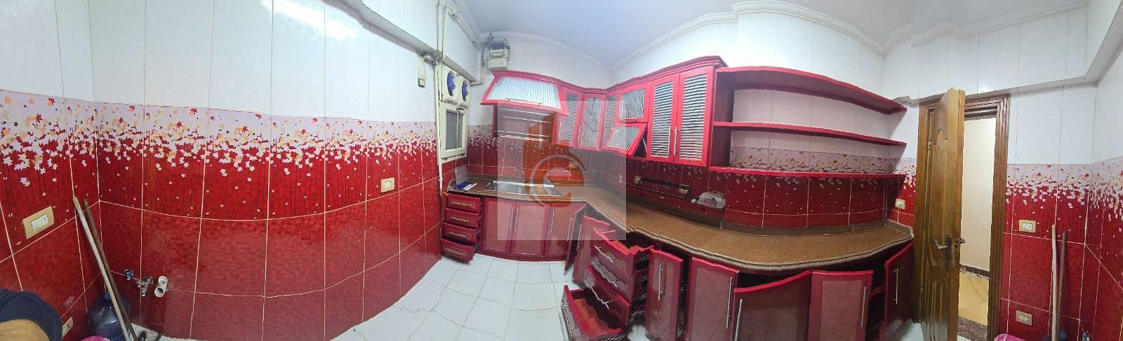 10 53c827a9-5dd2-43e2-a85b-c5fdfc382167. jpg