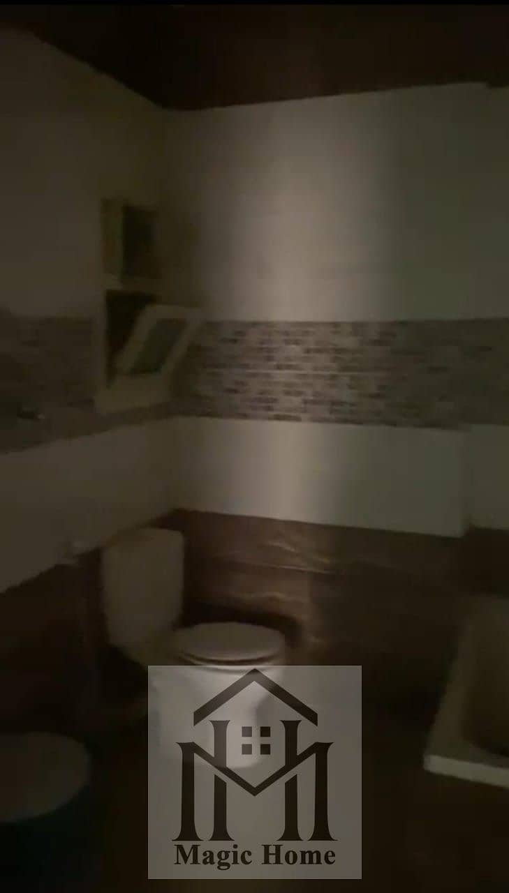 9 e26ae2a7-455b-4b4d-9f85-4ac8dd034fb2. jpg