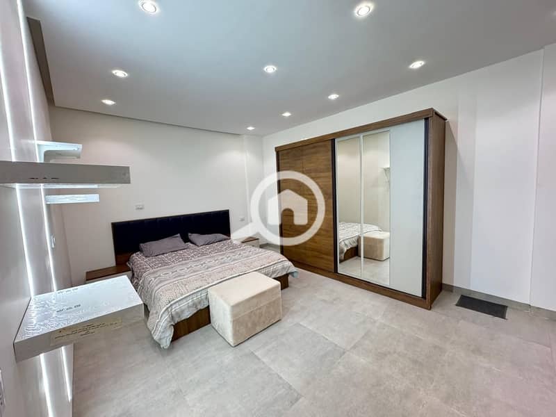 10 ad01c1d0-9273-486a-89c7-eb86decff4b5. jpeg