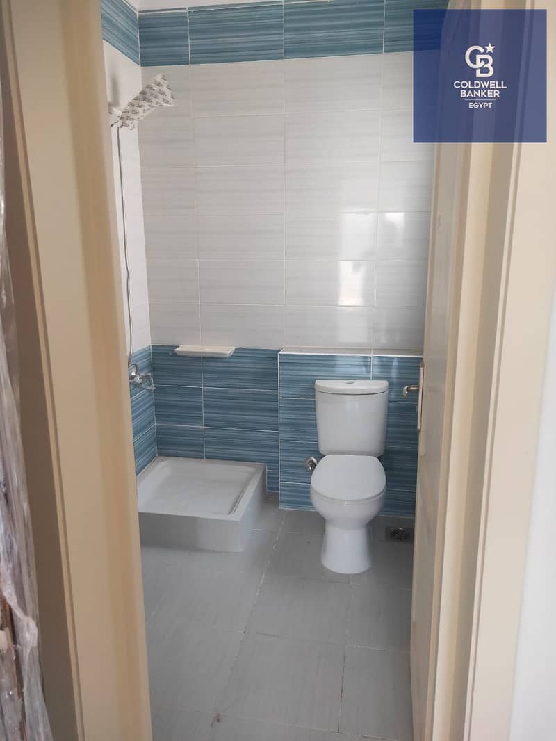 8 490ed762-a277-47b9-ab8b-e383f2981ef4. jpeg