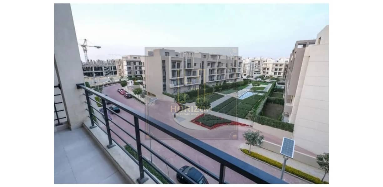 2 8191352-118eao. jpg