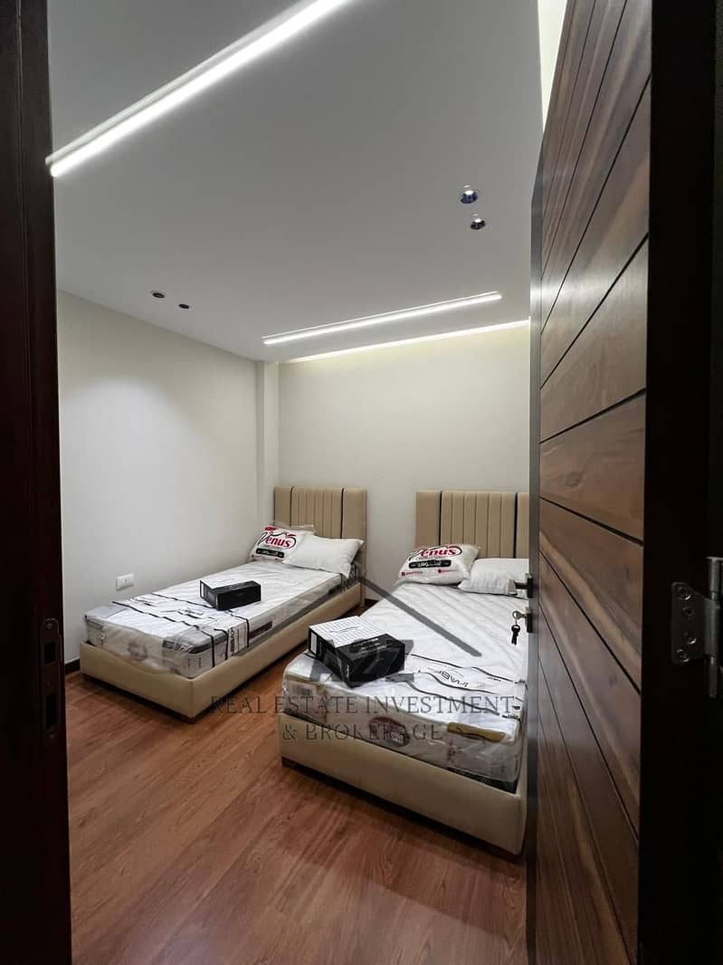 2 WhatsApp Image 2025-09-26 at 6.40. 47 PM (1). jpeg