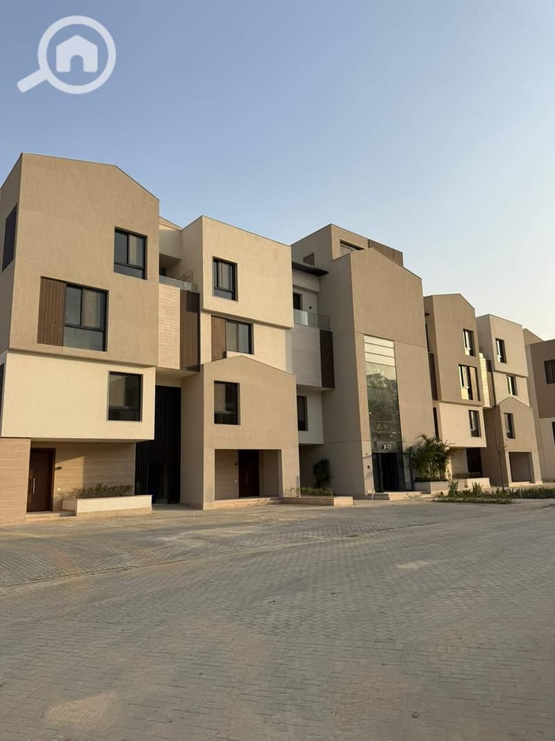 2 WhatsApp Image 2025-11-18 at 1.35. 35 PM (2). jpeg